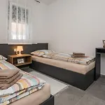 Family-friendly With Swimming Pool - 18522 Apartamento *
