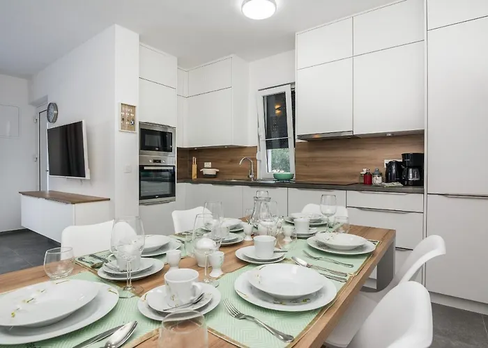 Family-friendly With Swimming Pool - 18522 Vir