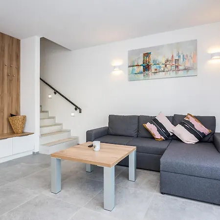 Family-friendly With Swimming Pool - 18522