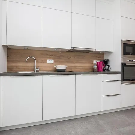 Apartment Family-friendly With Swimming Pool - 18522 *